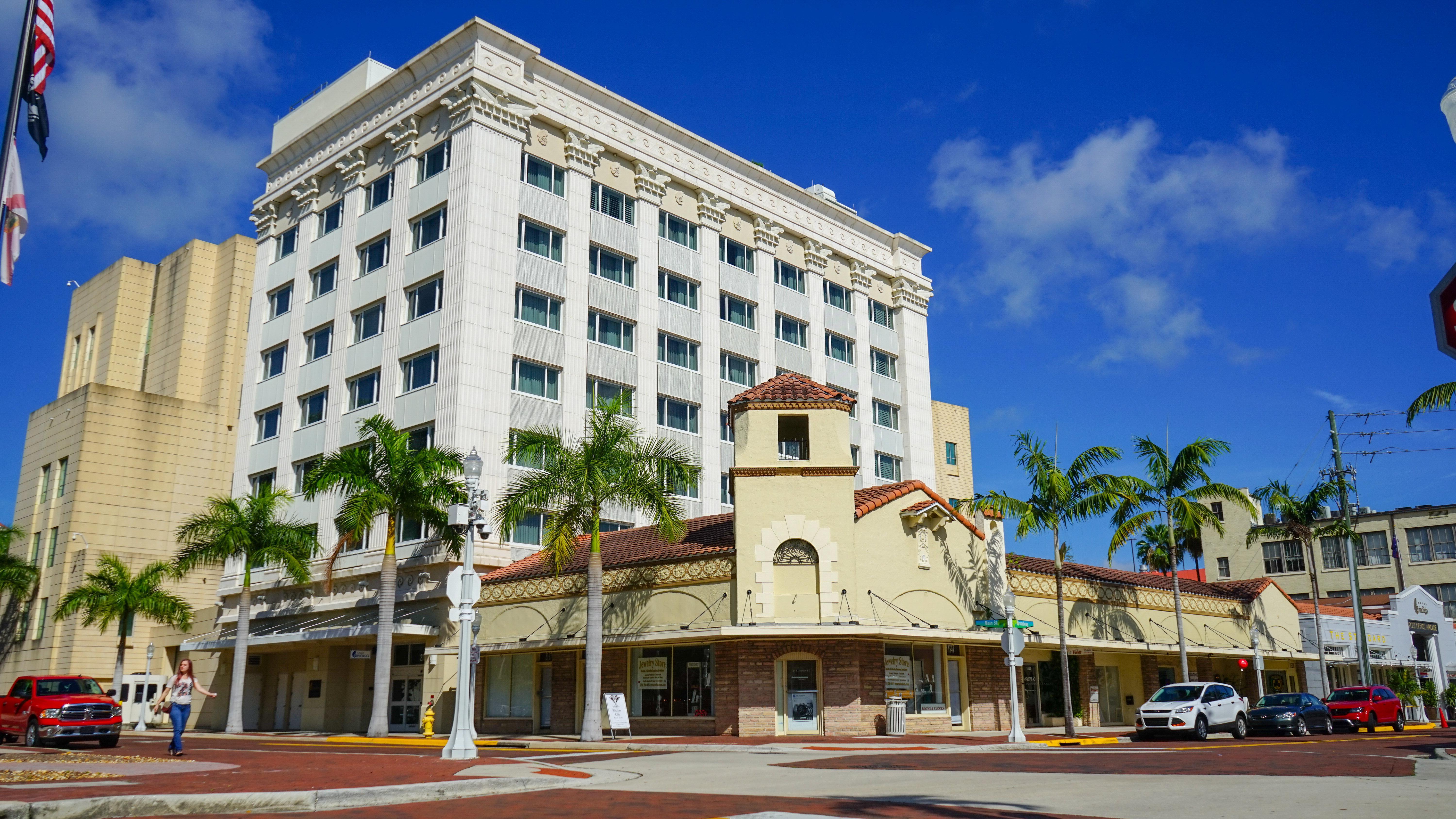 The Banyan Hotel Fort Myers, Tapestry Collection By Hilton Dış mekan fotoğraf